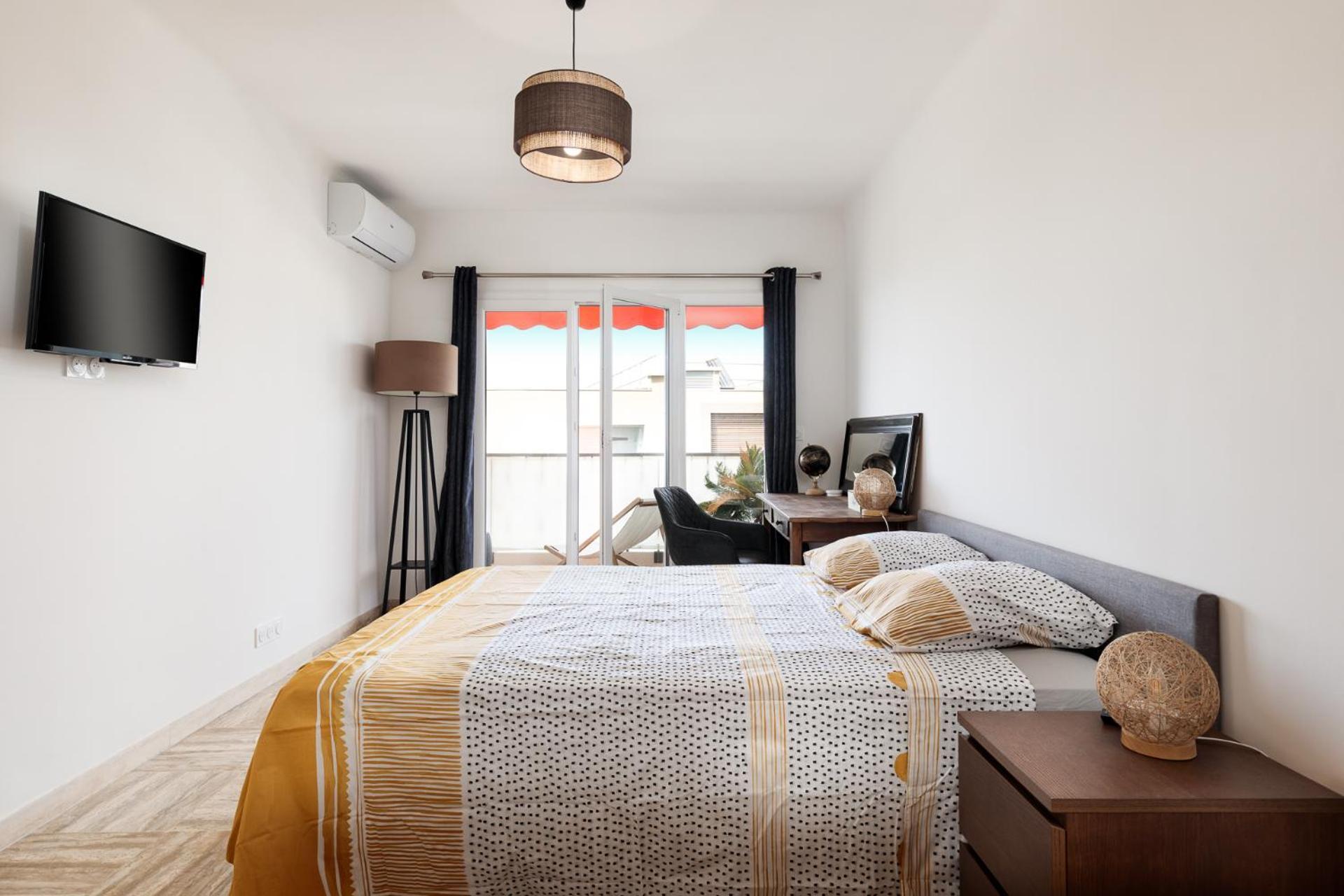 Spacieux Appartement De 114 M2 A 5 Min Des Plages - Proximite Tous Commerces Et Transports Antibes Exterior photo